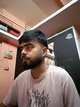 Snapshot of soniriyaa010101 chatting on November 13, 2025, 9:24 am soniriyaa010101 online show from November 13, 2025, 9:24 am