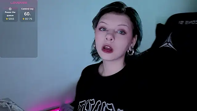 Alice Zev online show from September 22, 2025, 1:17 pm