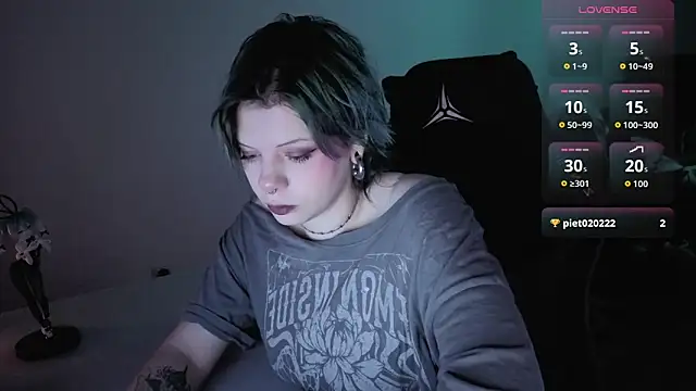 Alice Zev online show from September 17, 2025, 5:59 pm