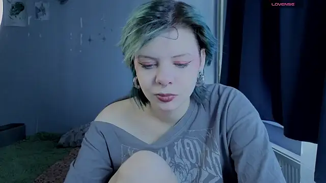 Alice Zev online show from September 29, 2025, 11:16 am