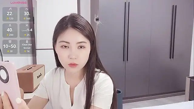 luckckcj online show from October 7, 2025, 11:00 am