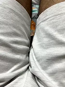 Snapshot of sunnu_97_ chatting on November 3, 2025, 6:07 am sunnu 97 online show from November 3, 2025, 6:07 am