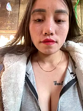 Snapshot of chipp-bong chatting on November 27, 2025, 1:06 am chipp-bong online show from November 27, 2025, 1:06 am