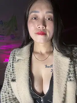 Snapshot of chipp-bong chatting on November 29, 2025, 1:33 pm chipp-bong online show from November 29, 2025, 1:33 pm