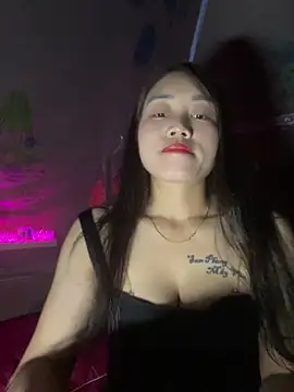 Snapshot of chipp-bong chatting on November 11, 2025, 1:44 am chipp-bong online show from November 11, 2025, 1:44 am