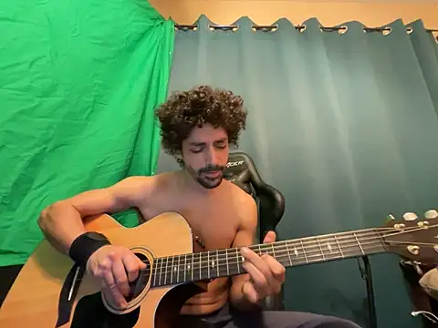 Snapshot of Stringin69 chatting on November 13, 2025, 7:29 pm Stringin69 online show from November 13, 2025, 7:29 pm