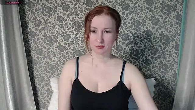 LesanaMagic online show from February 9, 2025, 7:41 pm