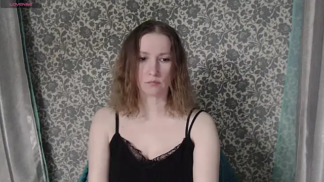 LesanaMagic online show from December 4, 2024, 8:34 pm