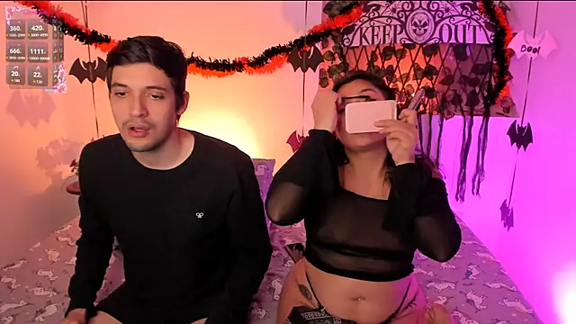 Snapshot of kylietimothee chatting on October 12, 2025, 12:34 am kylietimothee online show from October 12, 2025, 12:34 am