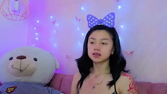 april bennett online show from January 6, 2026, 12:31 pm