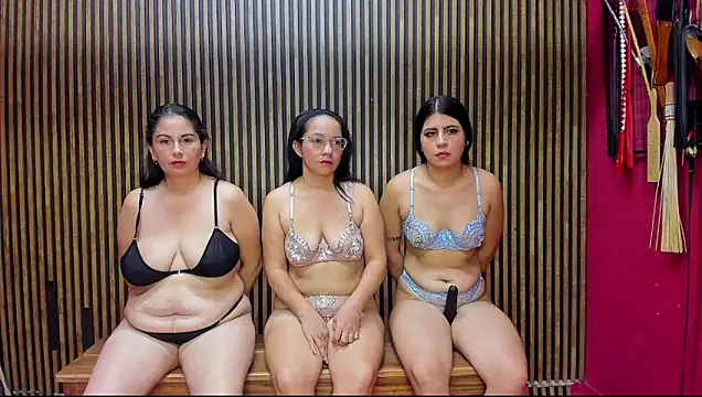 VantablackBDSMShow  online show from September 18, 2025, 12:41 pm