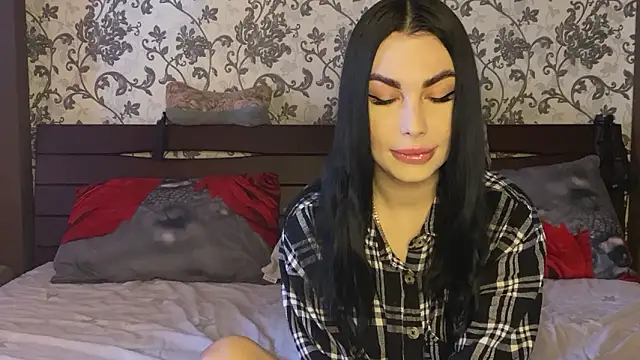 Bella R0se online show from February 9, 2026, 8:34 am