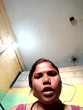 SweetKomal89 online show from October 30, 2025, 9:51 am