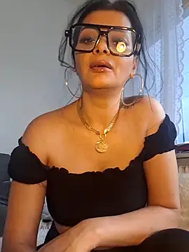 Snapshot of Pillango1212 chatting on November 2, 2025, 11:48 am Pillango1212 online show from November 2, 2025, 11:48 am