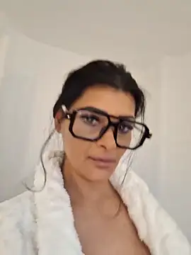 Snapshot of Pillango1212 chatting on October 15, 2025, 8:55 am Pillango1212 online show from October 15, 2025, 8:55 am