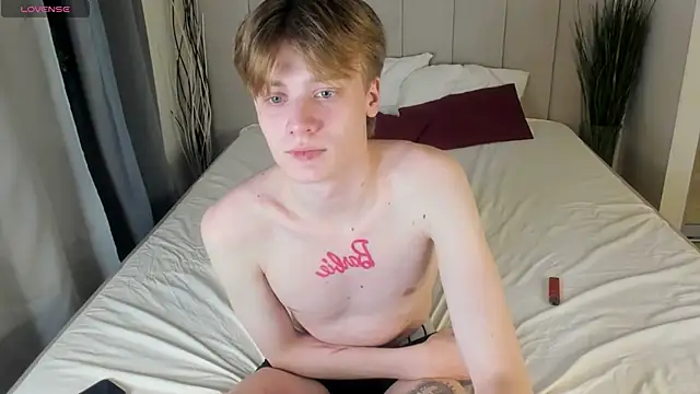 LouieEvans online show from December 21, 2025, 10:54 pm