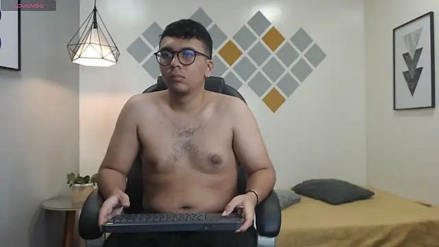 titanxero online show from September 25, 2025, 11:38 am