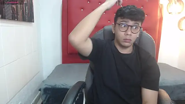 titanxero online show from October 24, 2025, 12:04 pm