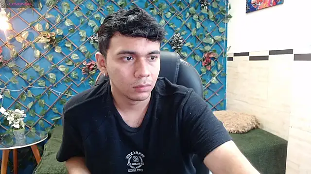 titanxero online show from November 29, 2025, 12:38 pm