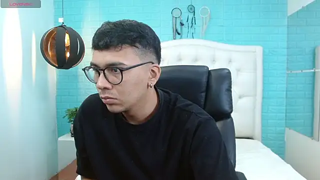 titanxero online show from September 20, 2025, 12:43 pm