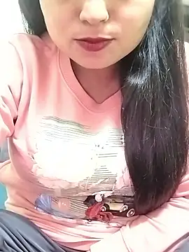 Hot-Pooja25 online show from January 16, 2026, 7:18 pm