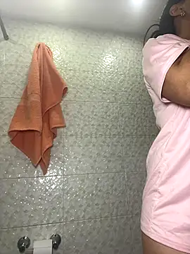 Snapshot of tammy23_____ chatting on September 21, 2025, 9:42 pm tammy23 online show from September 21, 2025, 9:42 pm