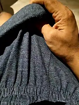 ram5552 online show from November 3, 2025, 5:38 pm