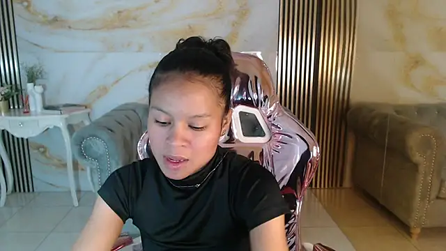 catalina5 s online show from January 11, 2026, 1:07 pm