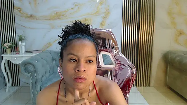 catalina5 s online show from January 9, 2026, 1:18 pm