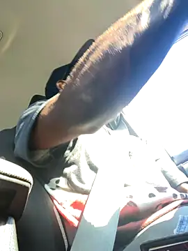 toy-boyluv online show from September 14, 2025, 7:47 pm