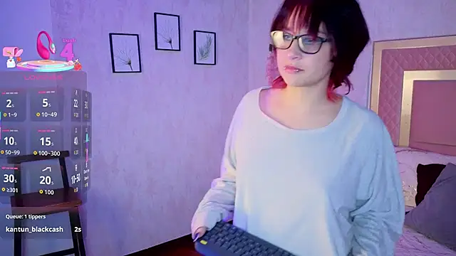 RobinBennett online show from December 14, 2025, 1:12 am