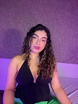 Salomeferreira  online show from September 19, 2025, 4:44 pm