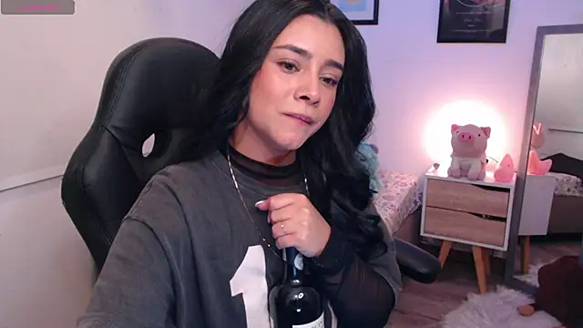 MarilynWhite  online show from October 9, 2025, 1:28 am