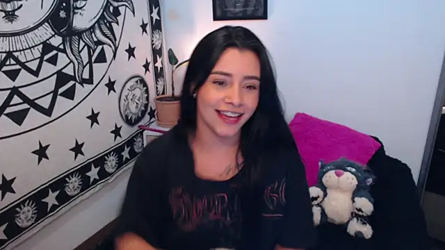 MarilynWhite  online show from October 30, 2025, 10:50 pm