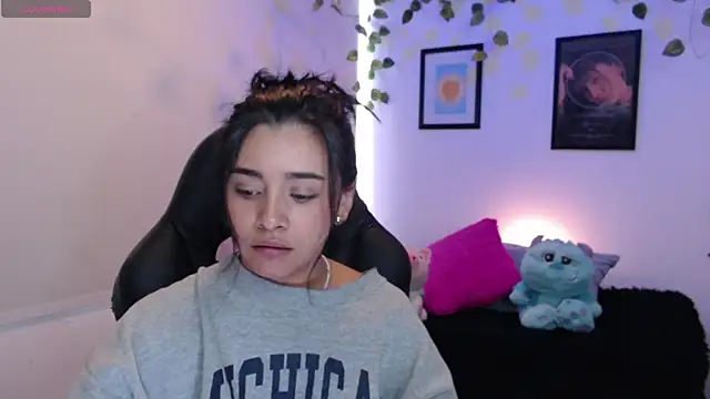 MarilynWhite  online show from October 1, 2025, 5:39 pm