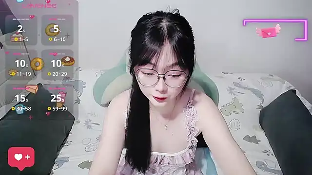 baby-yaya20 online show from July 13, 2026, 9:08 am