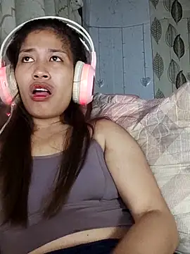 Snapshot of Sweet_Asian25 chatting on December 3, 2025, 11:53 am Sweet Asian25 online show from December 3, 2025, 11:53 am