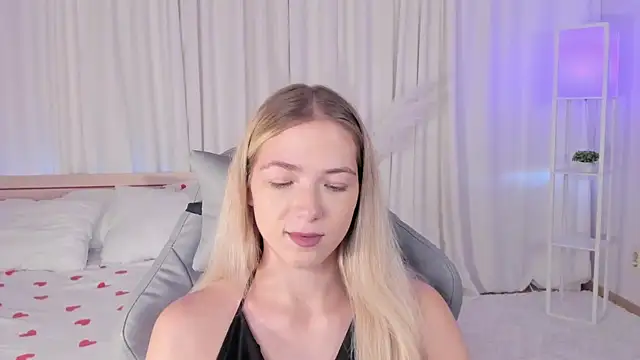 Susan Mimi online show from October 7, 2025, 4:57 am