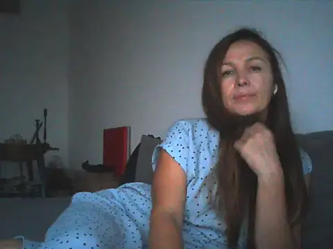 Snapshot of Avelinii chatting on May 22, 2026, 2:59 pm Avelinii online show from May 22, 2026, 2:59 pm