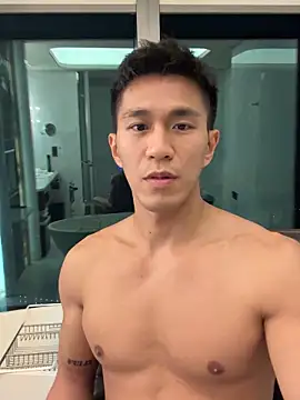 gooodboiii online show from October 9, 2025, 3:12 pm