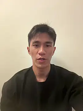 Snapshot of gooodboiii chatting on July 7, 2026, 2:20 pm gooodboiii online show from July 7, 2026, 2:20 pm