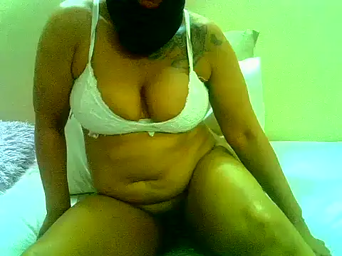 Snapshot of Sweetcandyxxxx30 chatting on October 12, 2025, 7:54 am Sweetcandyxxxx30 online show from October 12, 2025, 7:54 am