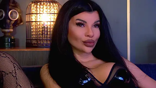 EleniaDevons online show from January 8, 2026, 2:01 pm