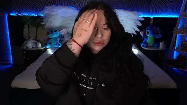 Snapshot of SerahMirabeli chatting on October 23, 2025, 7:12 pm SerahMirabeli online show from October 23, 2025, 7:12 pm