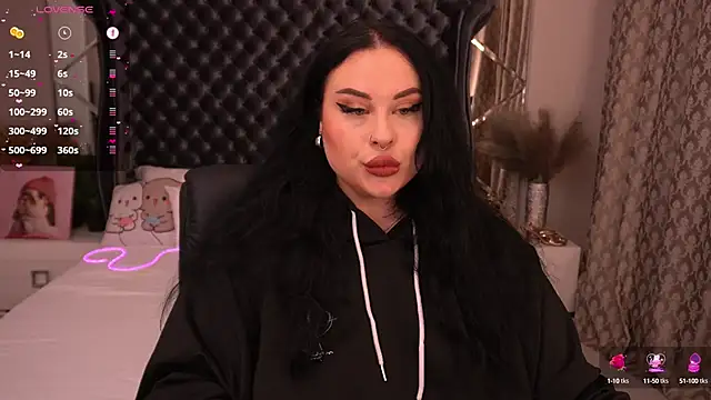 Snapshot of SerahMirabeli chatting on September 26, 2025, 6:59 pm SerahMirabeli online show from September 26, 2025, 6:59 pm