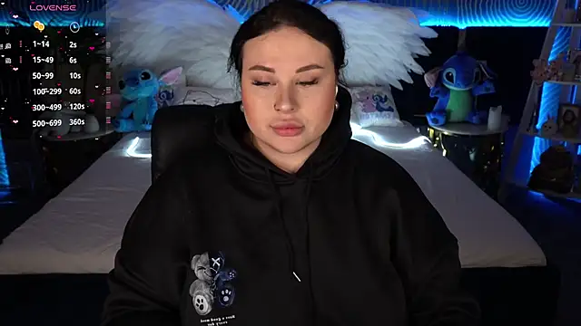 Snapshot of SerahMirabeli chatting on October 12, 2025, 6:53 pm SerahMirabeli online show from October 12, 2025, 6:53 pm