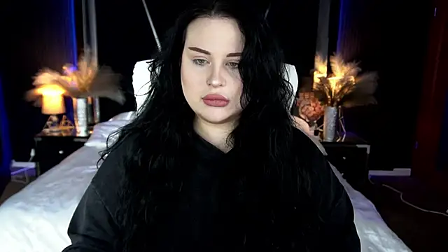 Snapshot of SerahMirabeli chatting on November 27, 2025, 8:09 pm SerahMirabeli online show from November 27, 2025, 8:09 pm