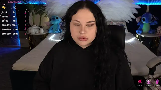 Snapshot of SerahMirabeli chatting on October 9, 2025, 6:52 pm SerahMirabeli online show from October 9, 2025, 6:52 pm