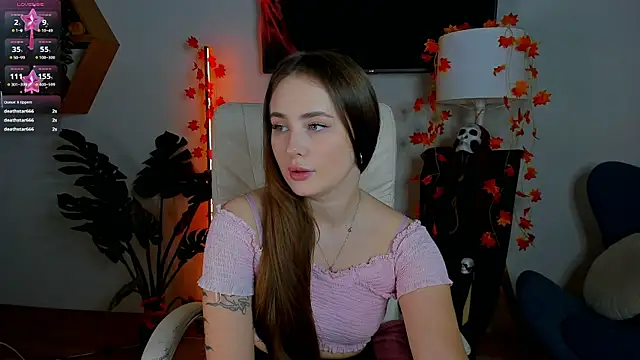 Sweet  Amily online show from October 27, 2025, 1:23 pm