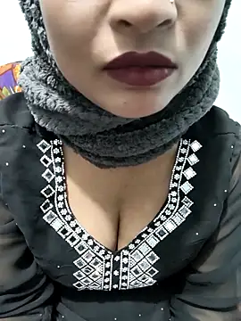 Snapshot of Itz_Mayra_ chatting on February 10, 2026, 10:25 am Itz Mayra online show from February 10, 2026, 10:25 am